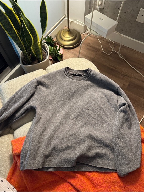 Zara Sweaters - Zara Gray Crewneck Sweater